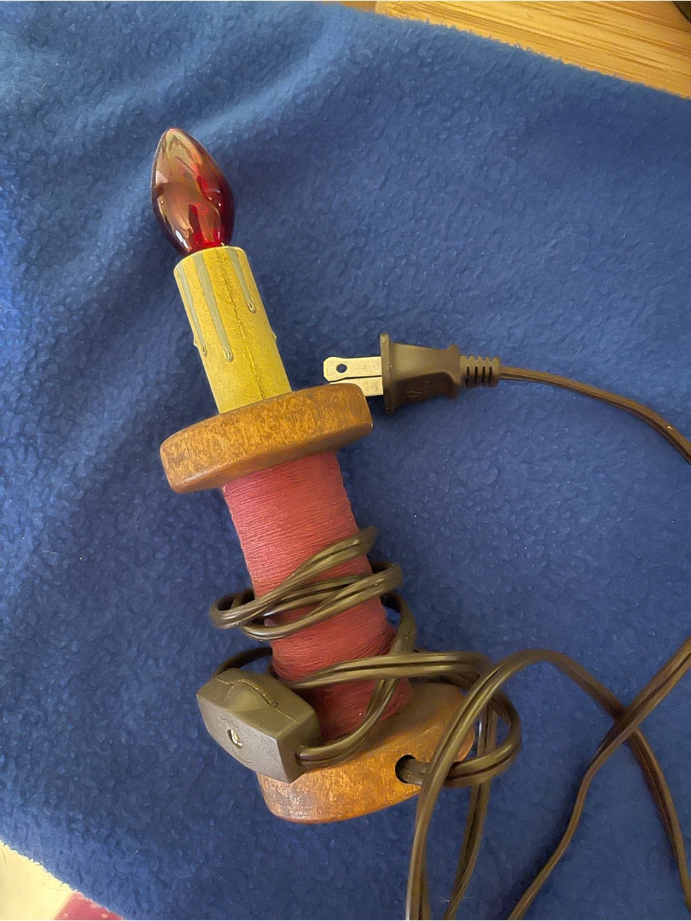 Red and Gold Decorative Electric  Accent Light